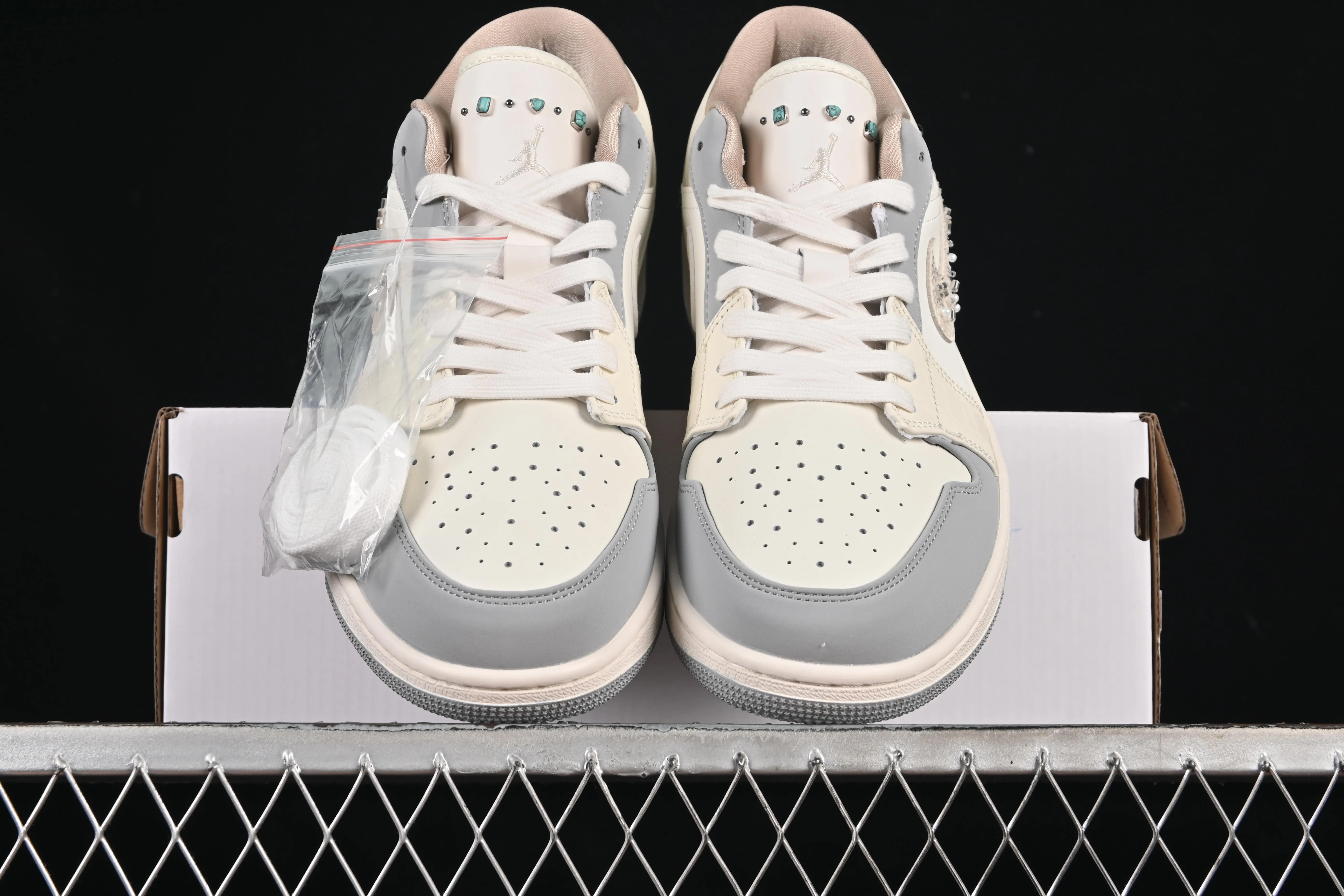 All categories Air Jordan Jordan series basketball shoes Air Jordan 1 Low Air Jordan 1 Low AJ1 Joe 1 flash diamond white crack low-top cultural casual sneakers IH7323-100